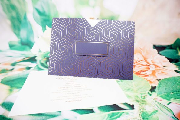 Invitatii nunta cu carton mat si eticheta pentru numele invitatilor 23 x 16 cm
