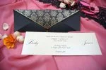 Invitatii nunta plic negru cu auriu 26.5 x 9 cm