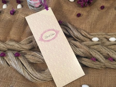 Invitatii nunta lucioase cu striatii si panglica  7.8 x 21.4 cm