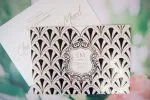Invitatii nunta model negru bronz decupaj relief 23 x 16 cm
