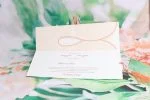 Invitatii nunta cu un snur cu franjuri 10 x 25.5 cm