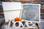 Invitatii de botez cu foaie de calc si fundita albastra 15.5 x 15.5 cm