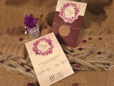 Invitatii nunta model floral coronita 14 x 20.8 cm