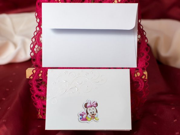 Invitatii botez dimensiuni mici model in relief 11.5 x 8.5 cm