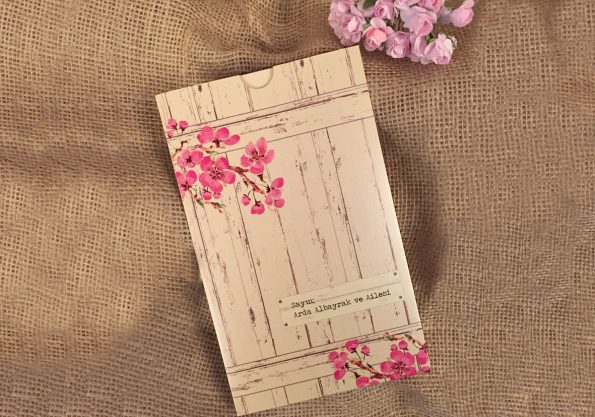 Invitatii nunta model tip chenar vintage si flori 11.9 x 19.5 cm