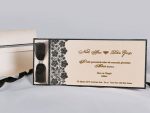 Invitatii nunta crem elegante model floral negru 10.5 x 24.5 cm