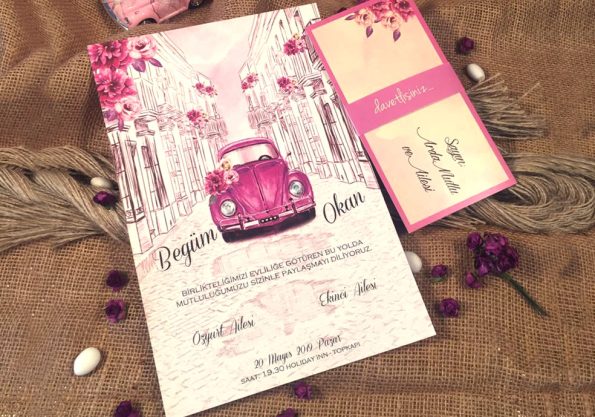 Invitatii nunta roz cu masina de epoca 19.5 x 9.7 cm