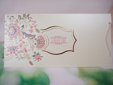 Invitatii nunta sidefata floral striatii decupaj personalizat 12 x 24 cm