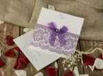 Invitatii nunta funda si model mov 15 x 15 cm