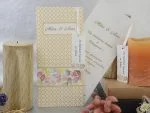 Invitatii nunta plic cu decupaj si panglica 10.5 x 22 cm