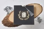 Invitatii nunta lux plic negru cu ciucuras argintiu 15.8 x 16.5 cm