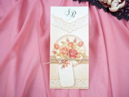 Invitatii nunta model clasic floral cu sfoara