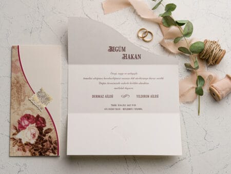 Invitatii nunta cu flori bordo printare inclusa in pret