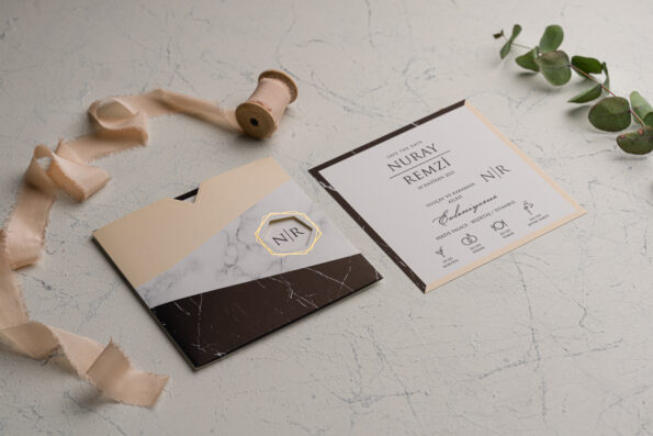 Invitatii nunta eleganta nuanta neagra