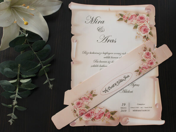 Invitatii nunta papirus cu trandafiri nuanta roz