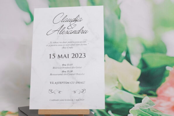 Invitatii nunta eleganta cu plic gri personalizare inclusa
