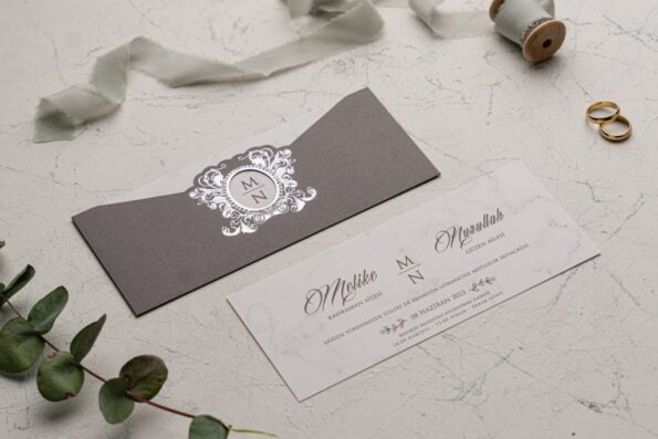 Invitatii nunta nuanta gri cu argintiu personalizare inclusa