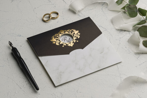 Invitatii nunta eleganta nunata negru cu auriu