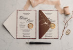 Invitatii nunta maro printata pe carton decupat nuanta crem