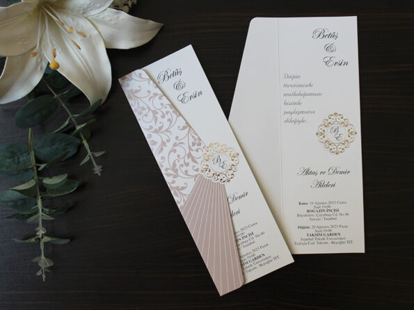 Invitatii nunta eleganta pliata in doua nuanta maro si auriu