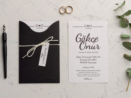 Invitatii nunta cu initiale nuanta negru cu alb