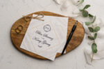 Invitatii nunta auriu cu crem personalizare inclusa