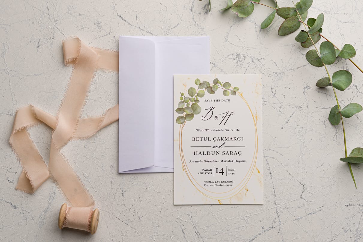 Invitatii nunta eleganta cu frunze de eucalipt Invitatii nunta eleganta cu frunze de eucalipt