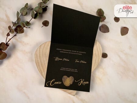 Invitatii nunta neagra cu auriu eleganta