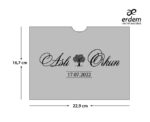 Invitatii nunta eleganta cu plic negru si canaf auriu din carton argintiu