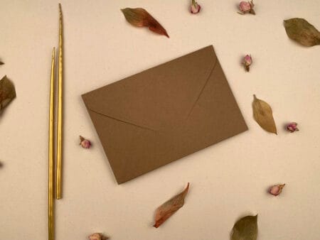 Plicuri bani elegante nunta 12.5 x 18.5cm maro