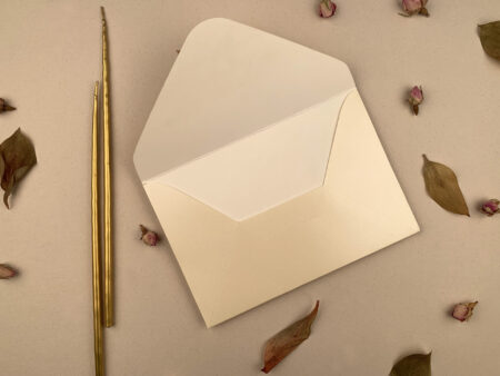 Plicuri bani elegante nunta 12.5 x 18.5cm crem