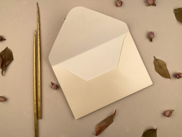 Plicuri bani elegante nunta 12.5 x 18.5cm crem