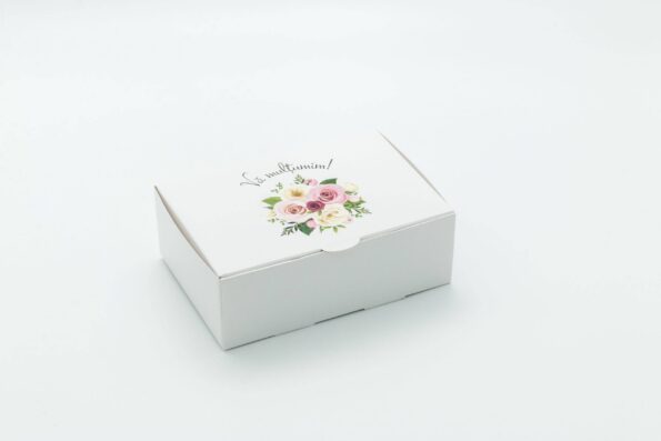 SET Marturie nunta FlowerBouquet 2 Punga Cutie prajituri
 200g Sticla 200ml