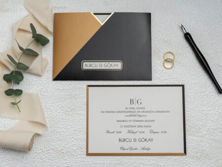 Invitatie nunta maro din carton 8