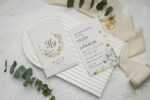 Invitatie nunta alb din carton 10×7