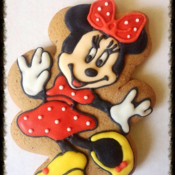 Turta dulce Minnie Mouse2 12 cm
