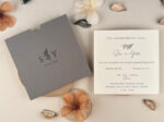 Invitatie nunta patrata cu plic gri
