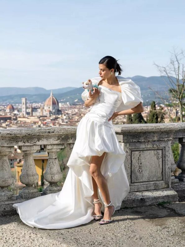 Top 5 Tendinte in Rochiile de Mireasa de la Saptamana Modei de Primavara 2025