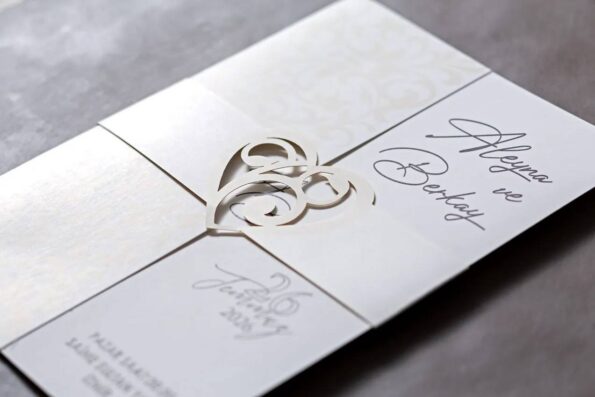 Invitatie nunta alba 7125