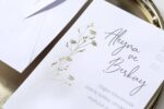 Invitatie nunta alba cu auriu 7106