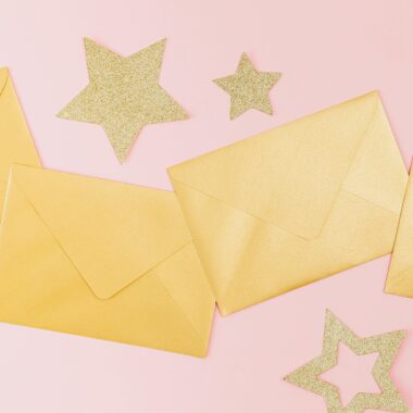 Plicurile care fac diferenta Anteturi si plicuri cu stil