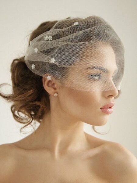 Accesorii de Nunta Tendinte, Val, Buchet & Inele Unice. 5 accesorii Accesorii de Nunta Tendinte, Val, Buchet & Inele Unice